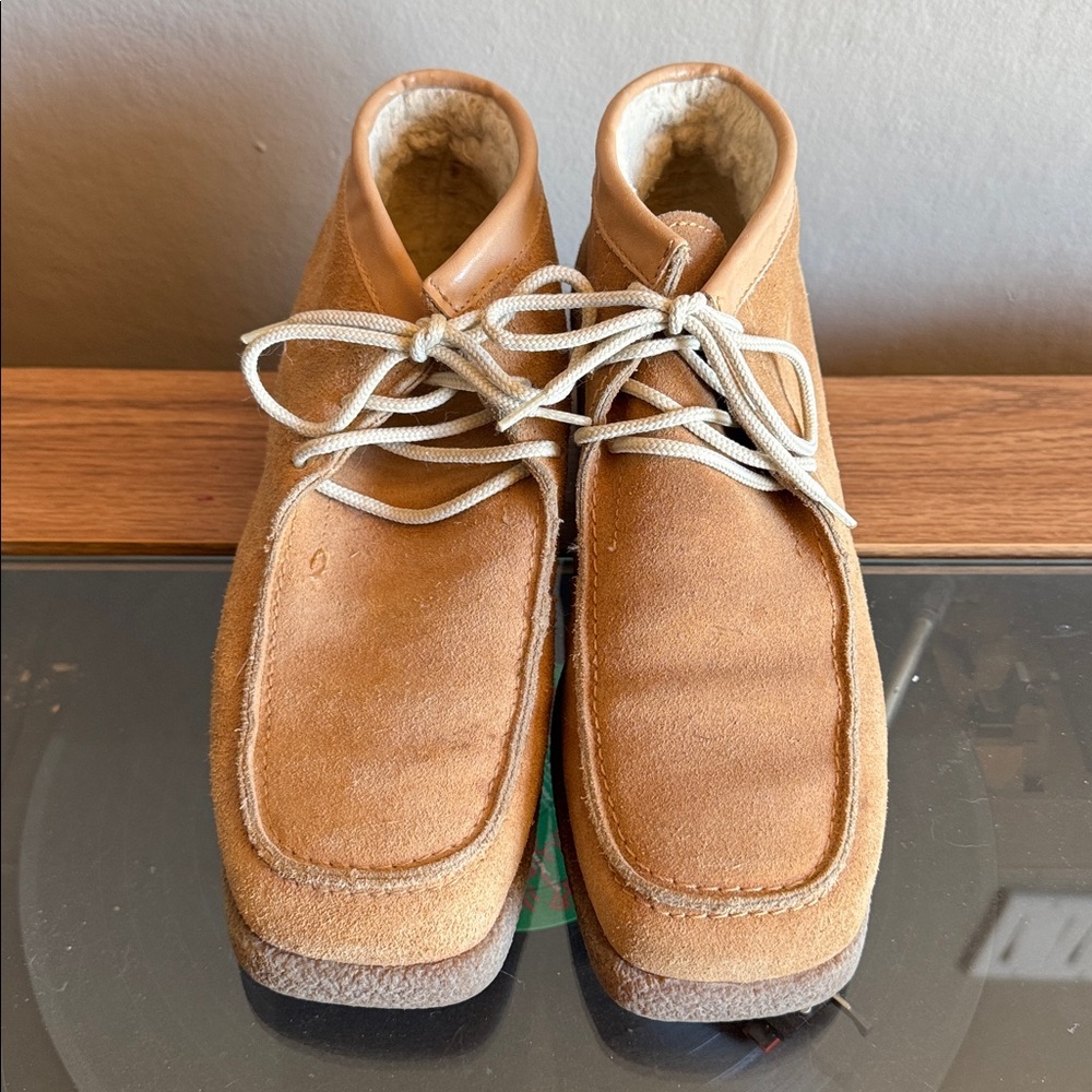 Vintage 70s Desert Chukka Suede Sherpa Lines Boots - Picture 2 of 10